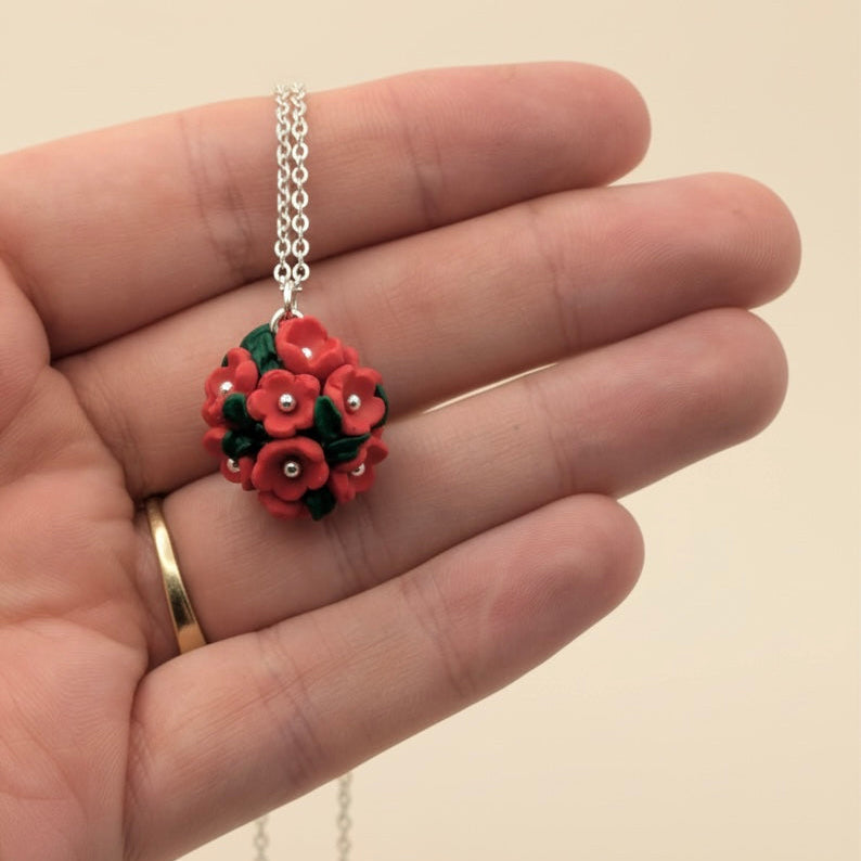 Christmas Flower Necklace