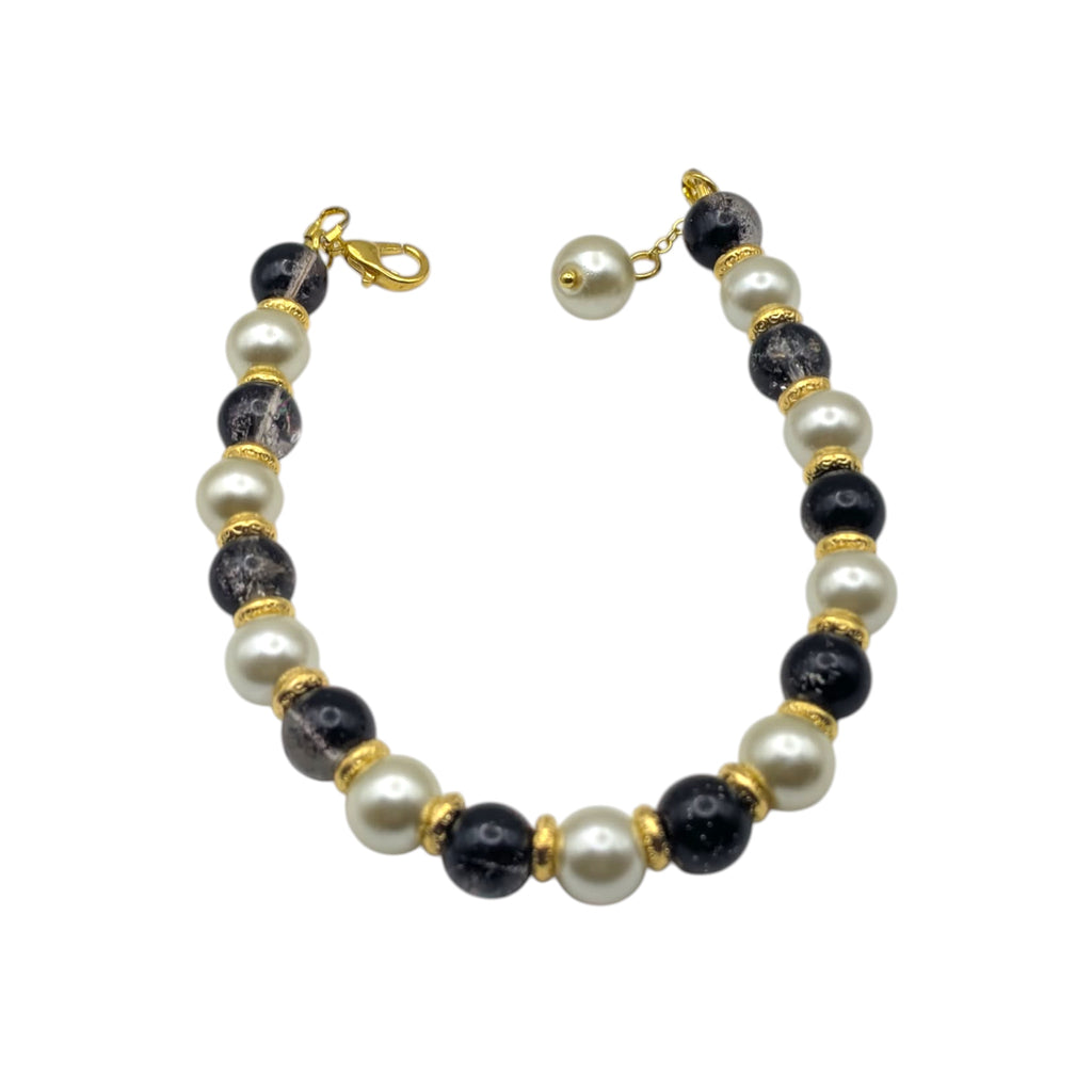 Monochrome Pearl Bracelet