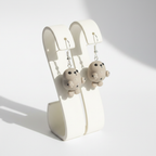 Earring stand shot